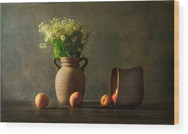 Still Life Wood Print featuring the photograph Peaches by Rong Wei