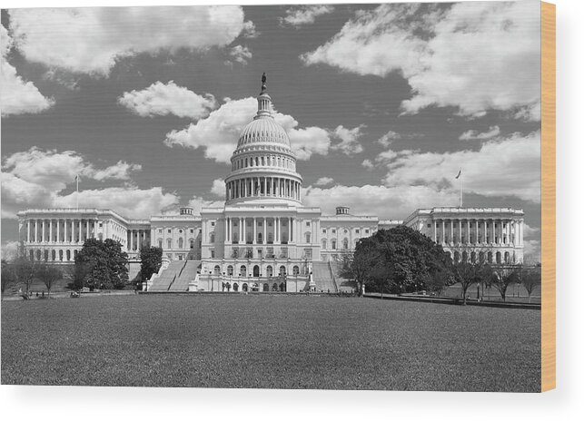 Us Capitol Wood Print featuring the photograph United States Capitol Building bw by Mike McGlothlen