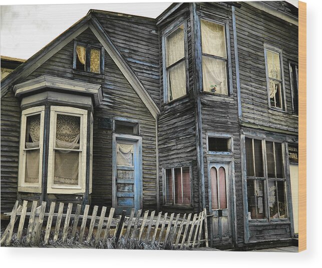 House Wood Print featuring the photograph A Bygone Era by Ellen Heaverlo