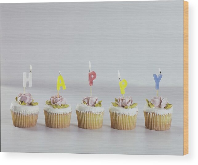 Cooking Wood Print featuring the photograph Birthday Cupcakes by Romulo Yanes