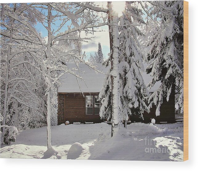 Cabin In The Woods Picture Wood Print featuring the photograph Cabin in the Woods by Gwen Gibson