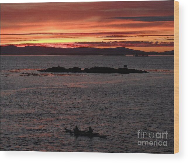 Sunset Wood Print featuring the photograph Kayak Sunset by Gayle Swigart