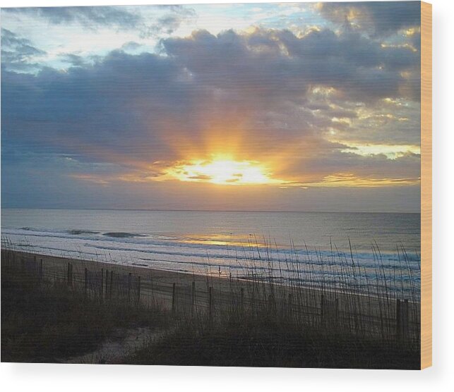 Sunrise Wood Print featuring the photograph December Rays by Betty Buller Whitehead