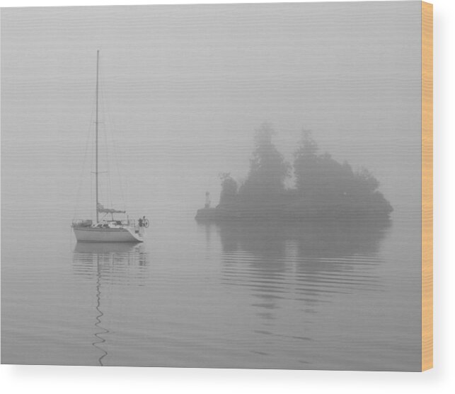 Seascape Wood Print featuring the photograph Misty Morning by Mark Alan Perry