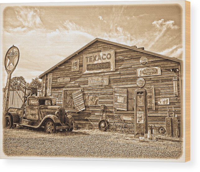 Texaco Wood Print featuring the photograph Vintage Service Station by Steve McKinzie