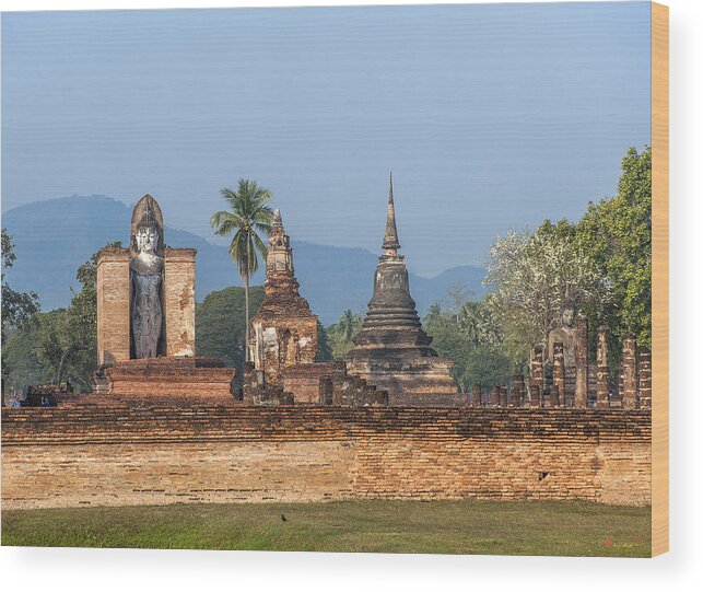 Temple Wood Print featuring the photograph Wat Mahathat DTHST0006 by Gerry Gantt