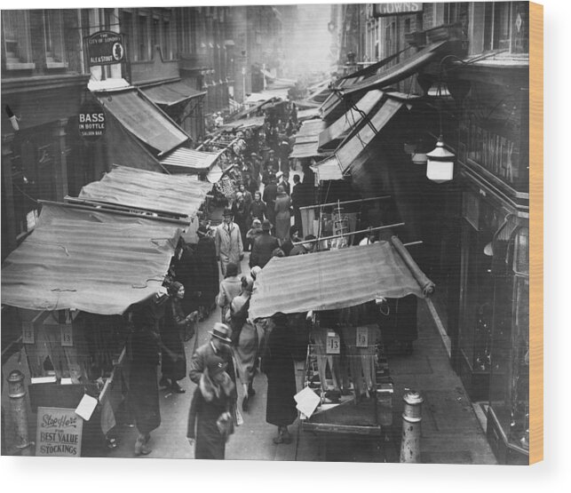 Crowd Wood Print featuring the photograph Berwick Street by Fox Photos