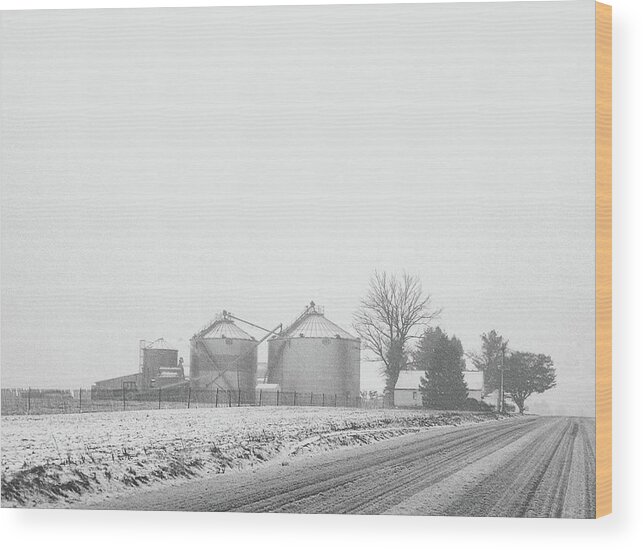 Farm Wood Print featuring the photograph Foggy Farm by Linda Henne