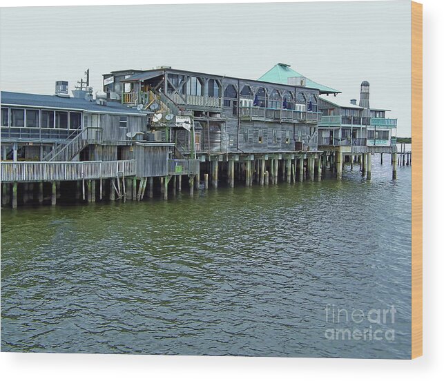Cedar Key Wood Print featuring the photograph Historic Waterfront Beauty by D Hackett