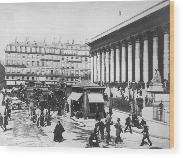 Horse Wood Print featuring the photograph La Bourse by Hulton Archive