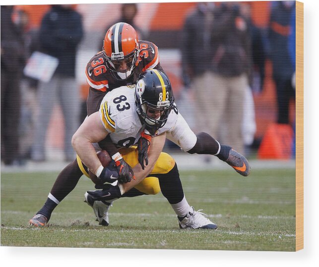 People Wood Print featuring the photograph Pittsburgh Steelers v Cleveland Browns #20 by Gregory Shamus