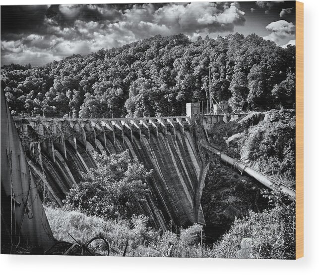 North Carolina Wood Print featuring the photograph Cheoah River Dam 2 by Phil Perkins