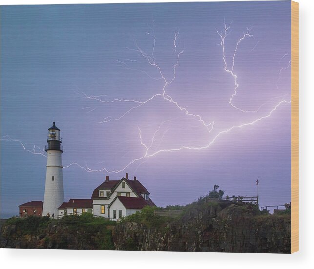 Lightning Wood Print featuring the photograph Lightning by Darryl Hendricks