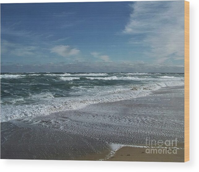Salisbury Beach Wood Print featuring the photograph Stormy Days by Eunice Miller