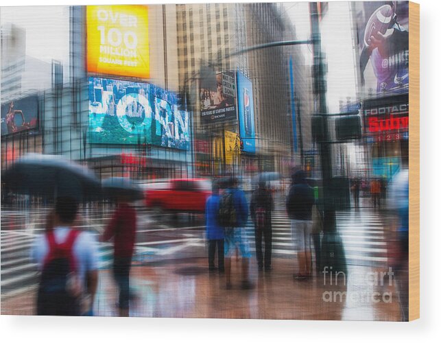 Nyc Wood Print featuring the photograph A Rainy Day In New York by Hannes Cmarits