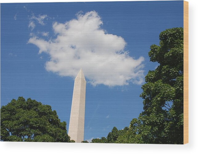 Washington Wood Print featuring the photograph Obelisk Rises Into the Clouds #2 by Kenny Glover