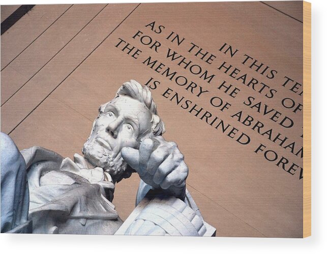 Washington Wood Print featuring the photograph Lincoln Memorial by Kenny Glover