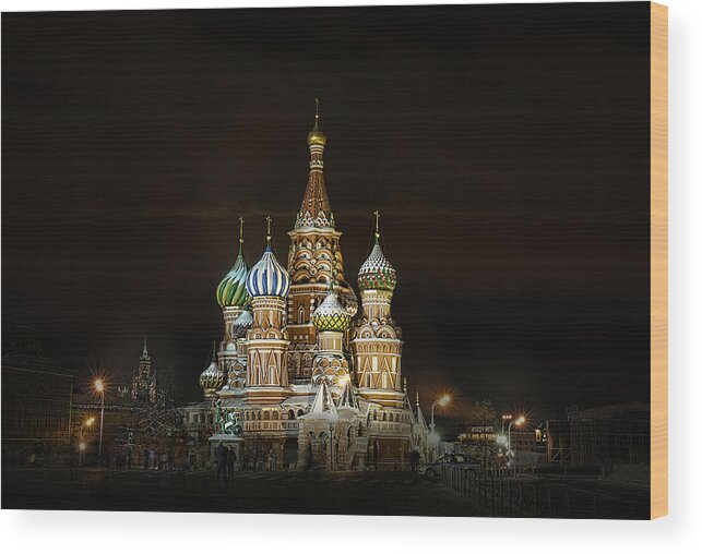 History Wood Print featuring the photograph Cathedral of Basil the Blessed by Gouzel -