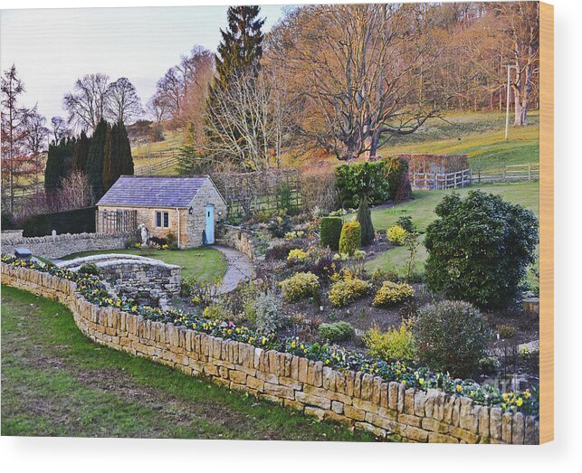 Travel Wood Print featuring the photograph Cotswold Cottage by Elvis Vaughn