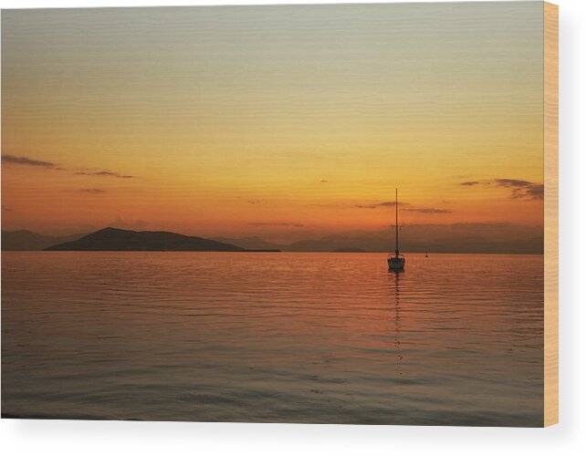 Sunset Wood Print featuring the photograph End of the day by Paul Cowan