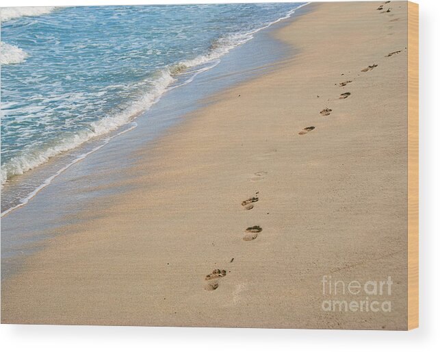 America Wood Print featuring the photograph Footprints in the Sand by Juli Scalzi