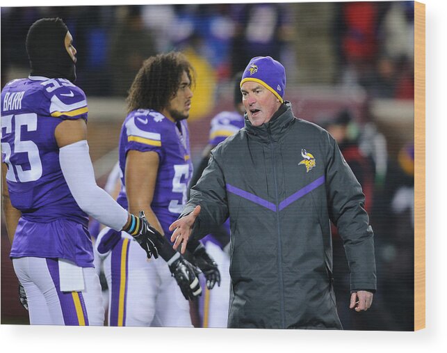 Three Quarter Length Wood Print featuring the photograph New York Giants v Minnesota Vikings by Adam Bettcher