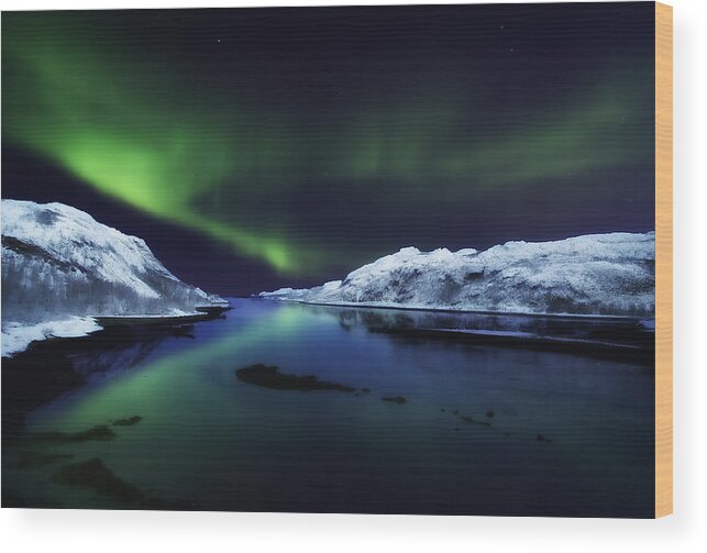 Northern Wood Print featuring the photograph Northern Lights by Wade Aiken