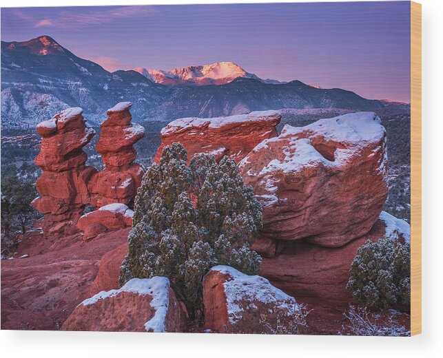 Mountain Wood Print featuring the photograph Pikes Peak Sunrise by Darren White