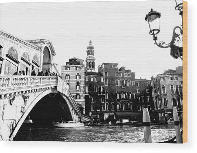 Venice Wood Print featuring the photograph Ponte Realto by Eric Tressler