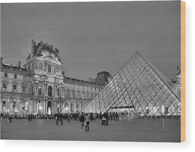 The Louvre Wood Print featuring the photograph The Louvre Black and White by Allen Beatty