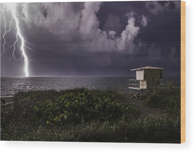 Lightning Wood Print featuring the photograph Too Close by Christopher Perez