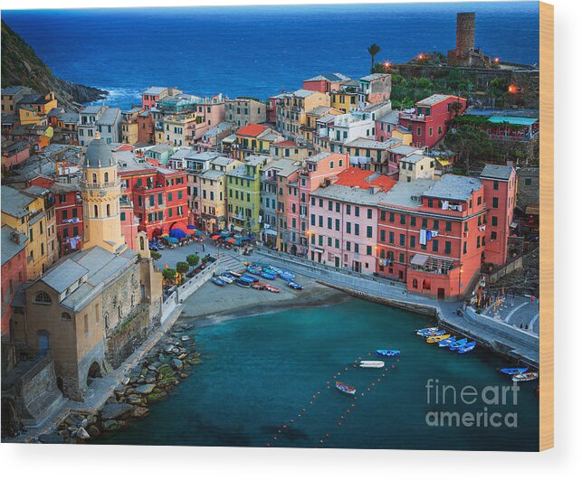 Cinque Terre Wood Print featuring the photograph Vernazza Sera by Inge Johnsson