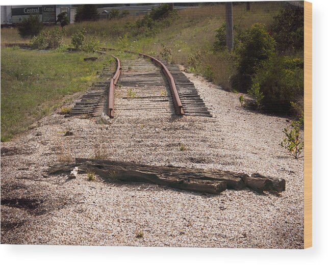 Train Wood Print featuring the photograph End of the Line by Grant Groberg