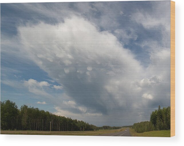 Huge Wood Print featuring the photograph Huge Cloud Yellowhead by David Kleinsasser