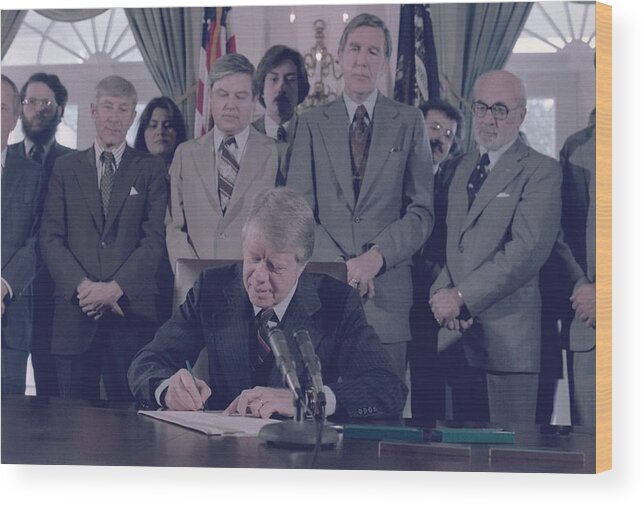 History Wood Print featuring the photograph Jimmy Carter Signs The Endangered by Everett