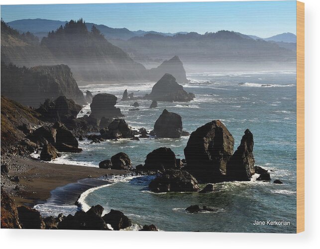 Ocean Wood Print featuring the photograph Oregon coastline by Jane Kerkorian