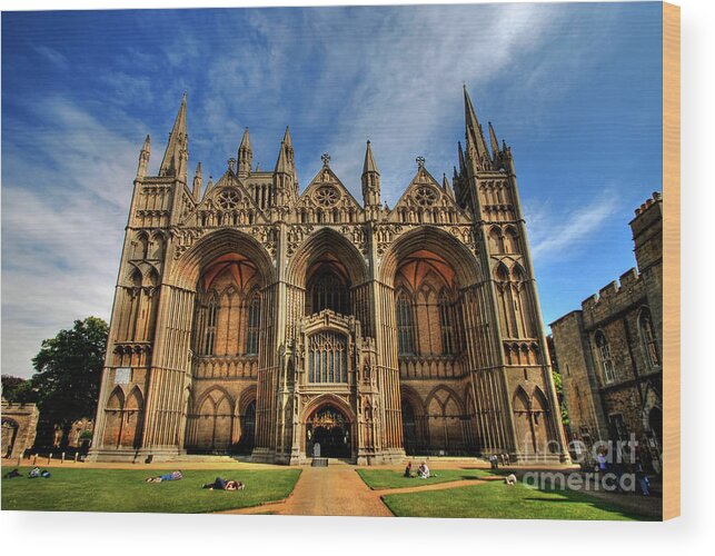 Yhun Suarez Wood Print featuring the photograph Peterborough Cathedral by Yhun Suarez