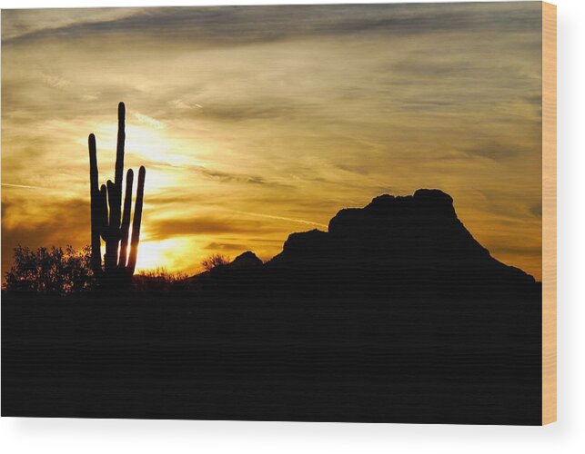 Red Mountain Wood Print featuring the photograph Red Mountain Sunset by Tam Ryan