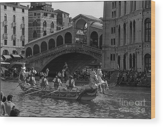 Italy Wood Print featuring the photograph Regata Storica 1 by Aldo Cervato