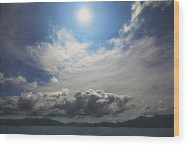 Hong Wood Print featuring the photograph Sunlight and Cloud by Afrison Ma