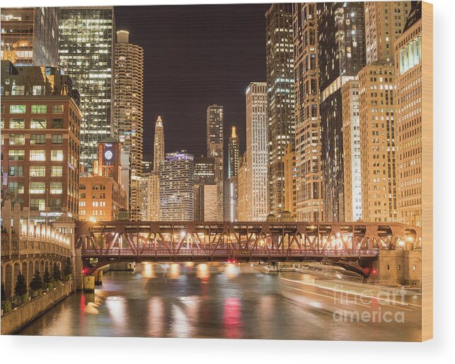 America Wood Print featuring the photograph Chicago #3 by Juli Scalzi