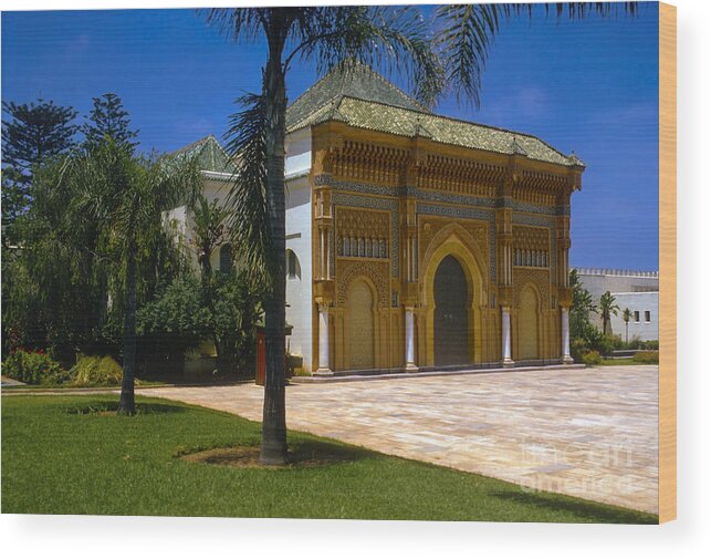 Rabat Wood Print featuring the photograph Royal Palace #2 by Bob Phillips