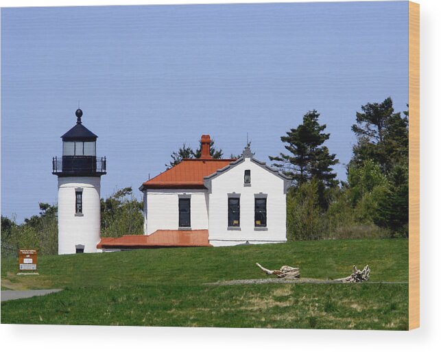 Admiralty Head Lighthouse Wood Print featuring the photograph Admiralty Head LI 2014 by Mary Gaines