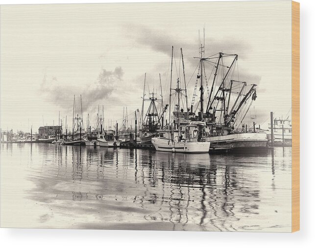 Harbor Wood Print featuring the photograph Ketchikan Harbor 2 by Marilyn Wilson