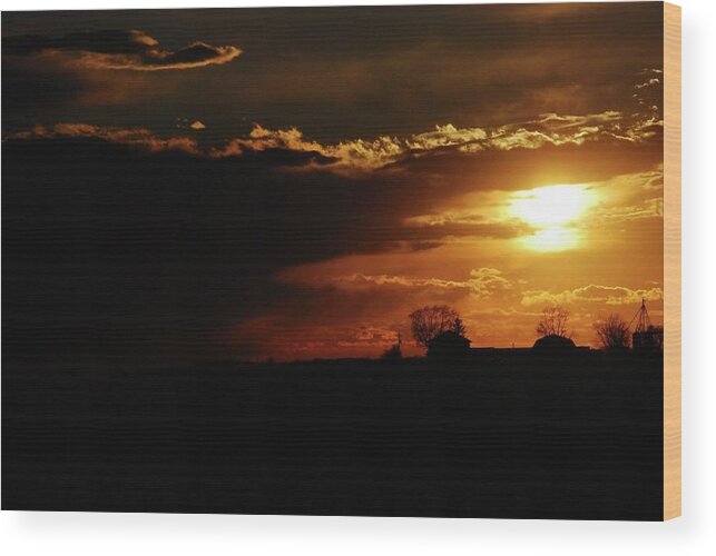 Sunset Wood Print featuring the photograph Beautiful Sunset by Wanda Jesfield