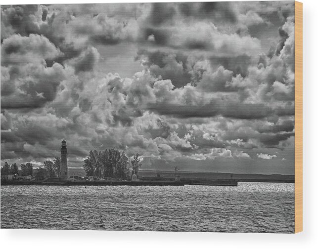 Clouds Wood Print featuring the photograph Buffalo Lighthouse 8111 by Guy Whiteley