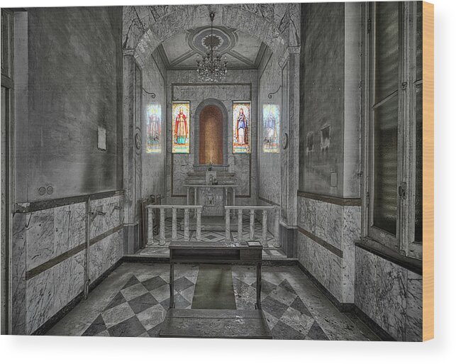 Atmosfera Religiosa Wood Print featuring the photograph CHAPEL OF A FORMER HOSPITAL BW - CAPPELLA di ex OSPEDALE BNNDONED PLACES by Enrico Pelos