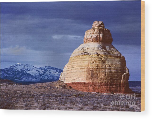 Church Rock Utah Landscape Stone Scene Scenery Wood Print featuring the photograph Church Rock by Ken DePue