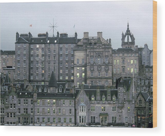 Edinburgh Wood Print featuring the photograph Edinburgh by Kenneth Campbell