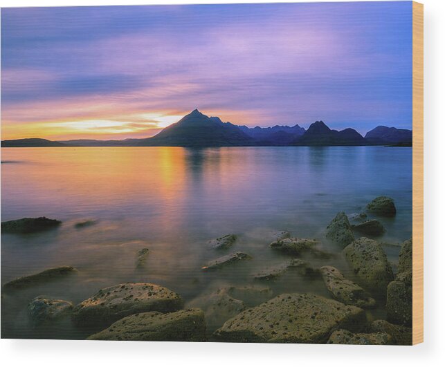 Elgol Wood Print featuring the photograph Elgol by Rob Davies